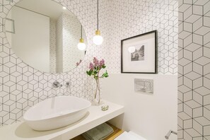 Bathroom - Stunning 4bed Apartment in Berlin (Berlin)