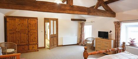 3 chambres, Wi-Fi gratuit, draps fournis