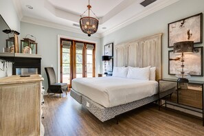 3 bedrooms, internet, bed sheets