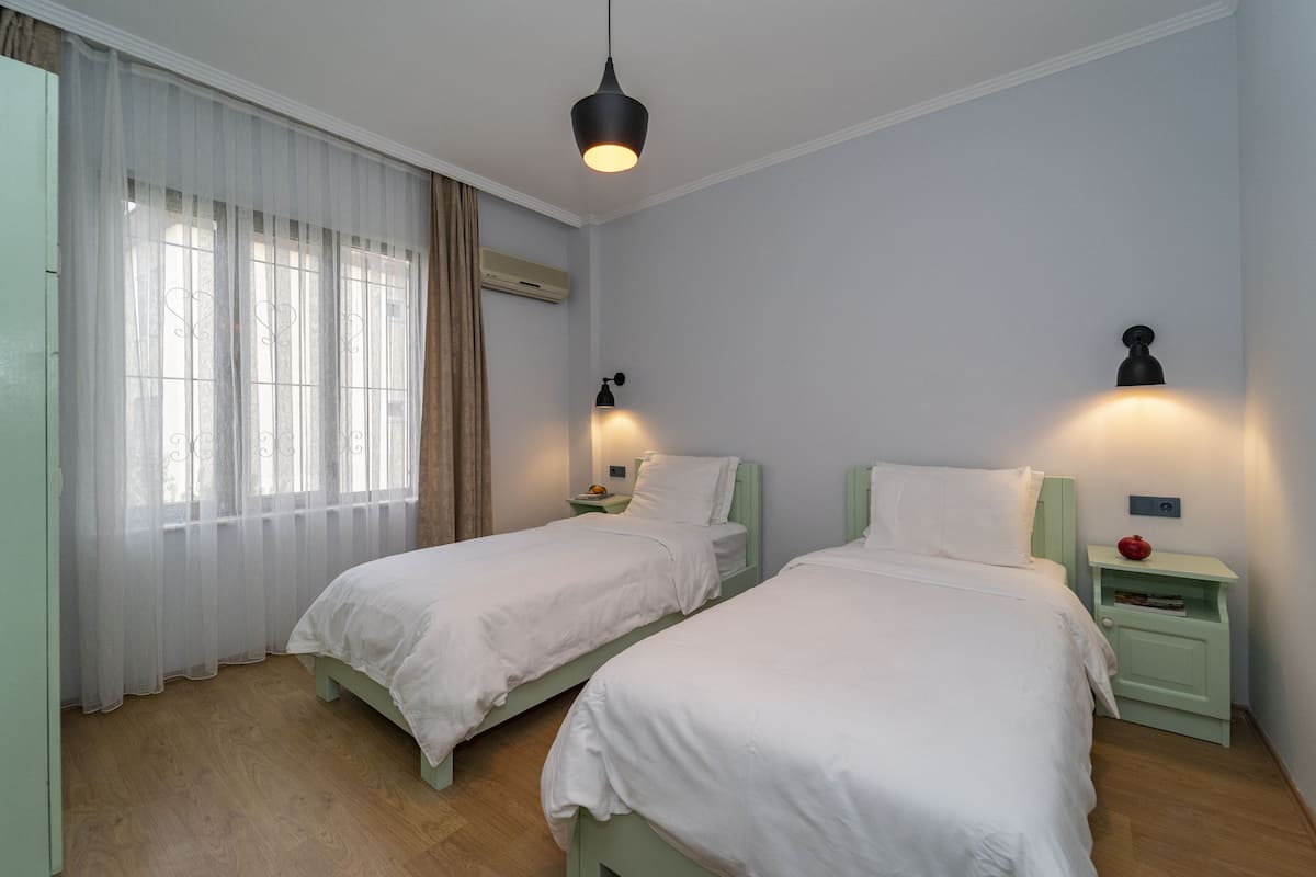 Twin Room, 2 Single Beds | Free WiFi, bed sheets
