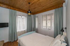 Chambre Standard double | AccĂšs au Wi-Fi (inclus), literie fournie