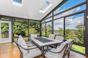 Dining - 6 Bedroom home, heated private pool, person Hot tub, Waterfront Views, and more (Monticello)