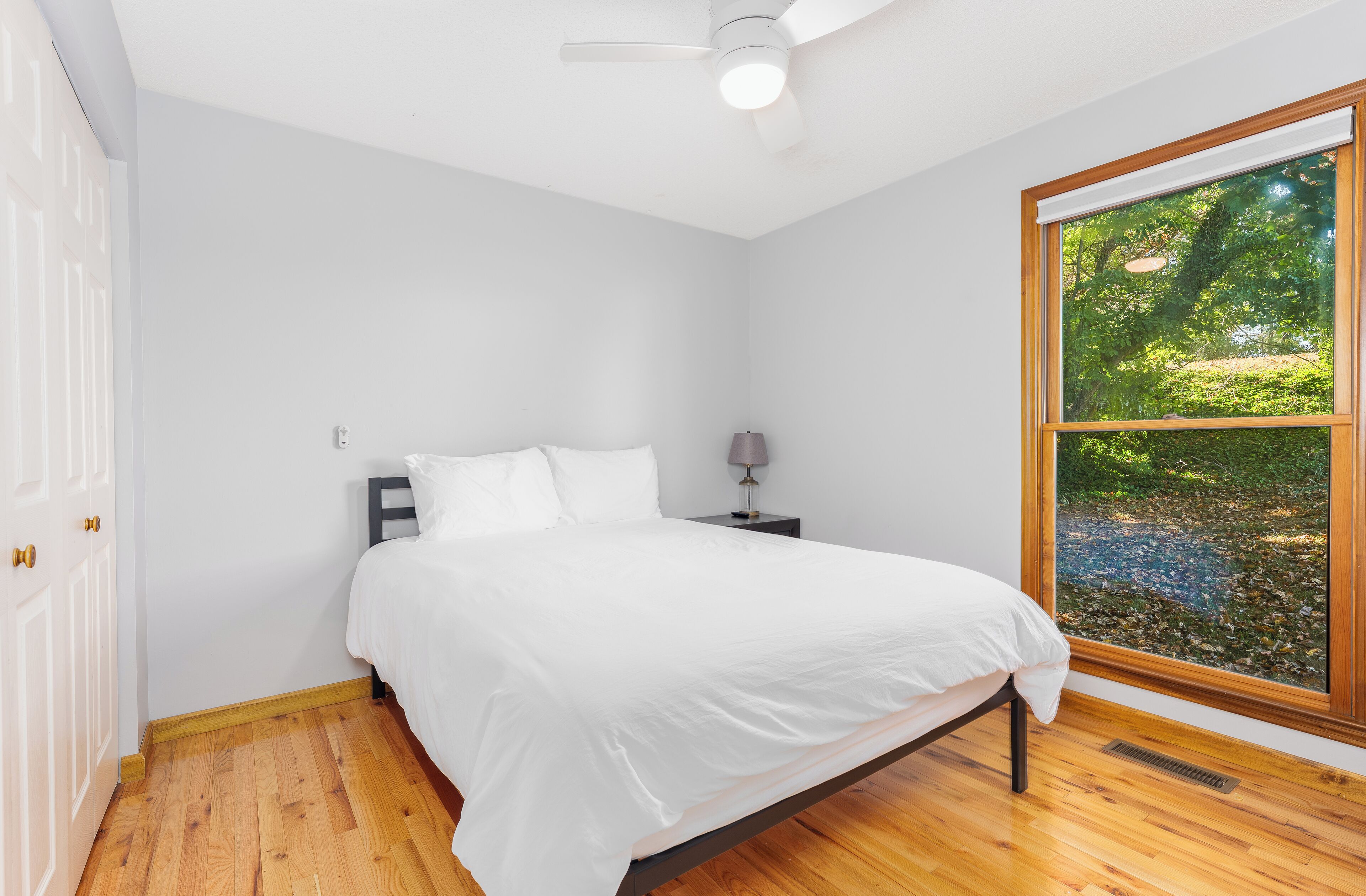 6 bedrooms, free WiFi, bed sheets