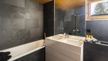 Douche, serviettes fournies