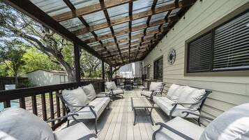 Terassi/patio