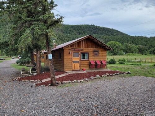 Historic Ft Wilderness Cabin