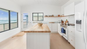 House, Multiple Beds (Barnacle Bill's) | Private kitchen - Barnacle Bill's (Pacific City)