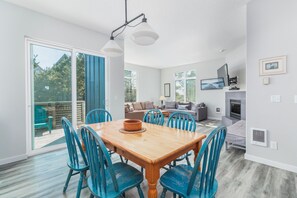 House, Multiple Beds (Endless Summer) | Private kitchen - Endless Summer (Pacific City)