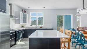 House, Multiple Beds (Endless Summer) | Private kitchen - Endless Summer (Pacific City)