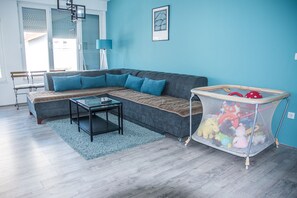 Smart TV - L&L Apartments-Harmony Residence Bitola (Bitola)