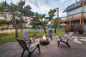 Casa, varias camas (Santosha) | Balcón