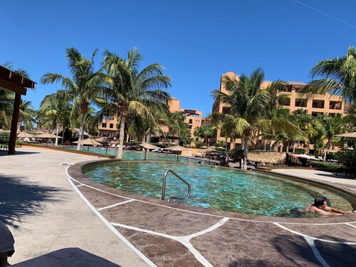 AWESOME WHALE WATCHING, STUNNING STAR-GAZING & WORLD CLASS GOLF: 3-BR Penthouse!