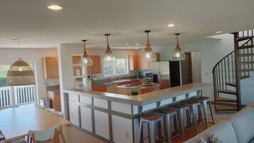 Nhà, nhiều giường (Sunset Shores) | Bếp riêng