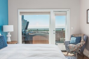 Room - Eagle Townhome (Pacific City)
