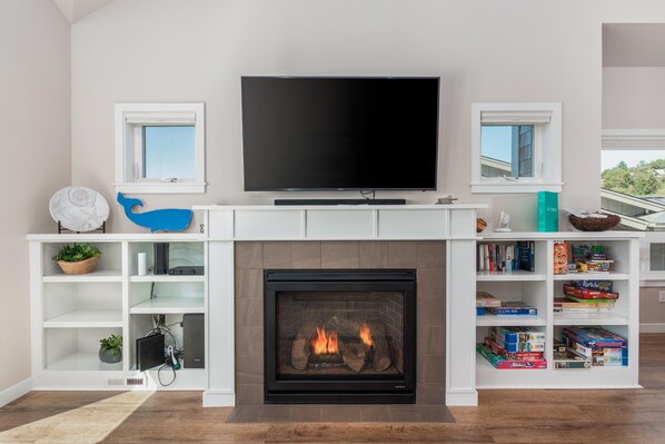 Living room - Eagle Townhome (Pacific City)