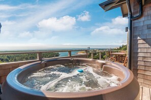 Spa - Eagle Townhome (Pacific City)