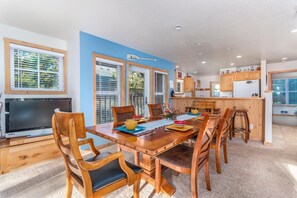 Townhome, Multiple Beds (B Haven) | Private kitchen - B Haven (Pacific City)