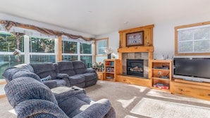 Townhome, Multiple Beds (B Haven) | Living room - B Haven (Pacific City)