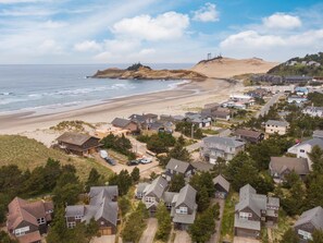 Beach - Beachlover's Getaway (Pacific City)