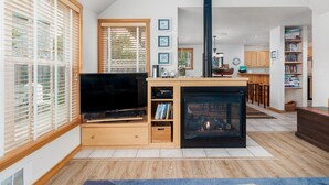 Townhome, Multiple Beds (BeachLover's Getaway) | Living room - Beachlover's Getaway (Pacific City)