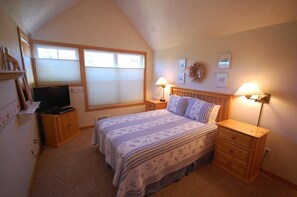 Townhome, Multiple Beds (Pelican) | 3 bedrooms - Pelican (Pacific City)