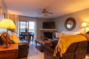 Smart TV, fireplace, table football