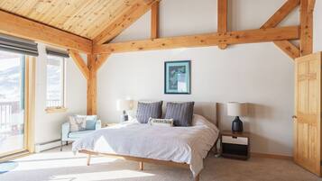 5 chambres, bureau, Wi-Fi gratuit, draps fournis