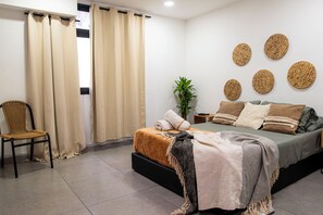 4 habitaciones, wifi gratis y ropa de cama 