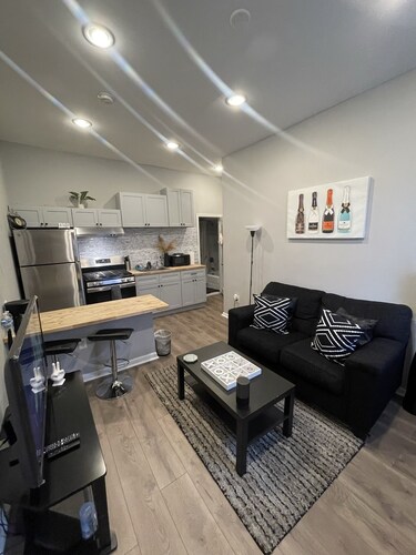 Cozy 1 Bedroom Apartment 7 Mins From Philadelphia Airport