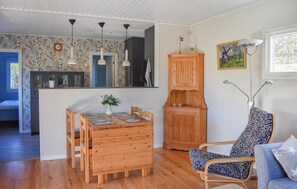 Interior - 2 bedroom lovely home in Jämjö (Jämjö)