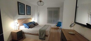 2 bedrooms, iron/ironing board, free WiFi, bed sheets