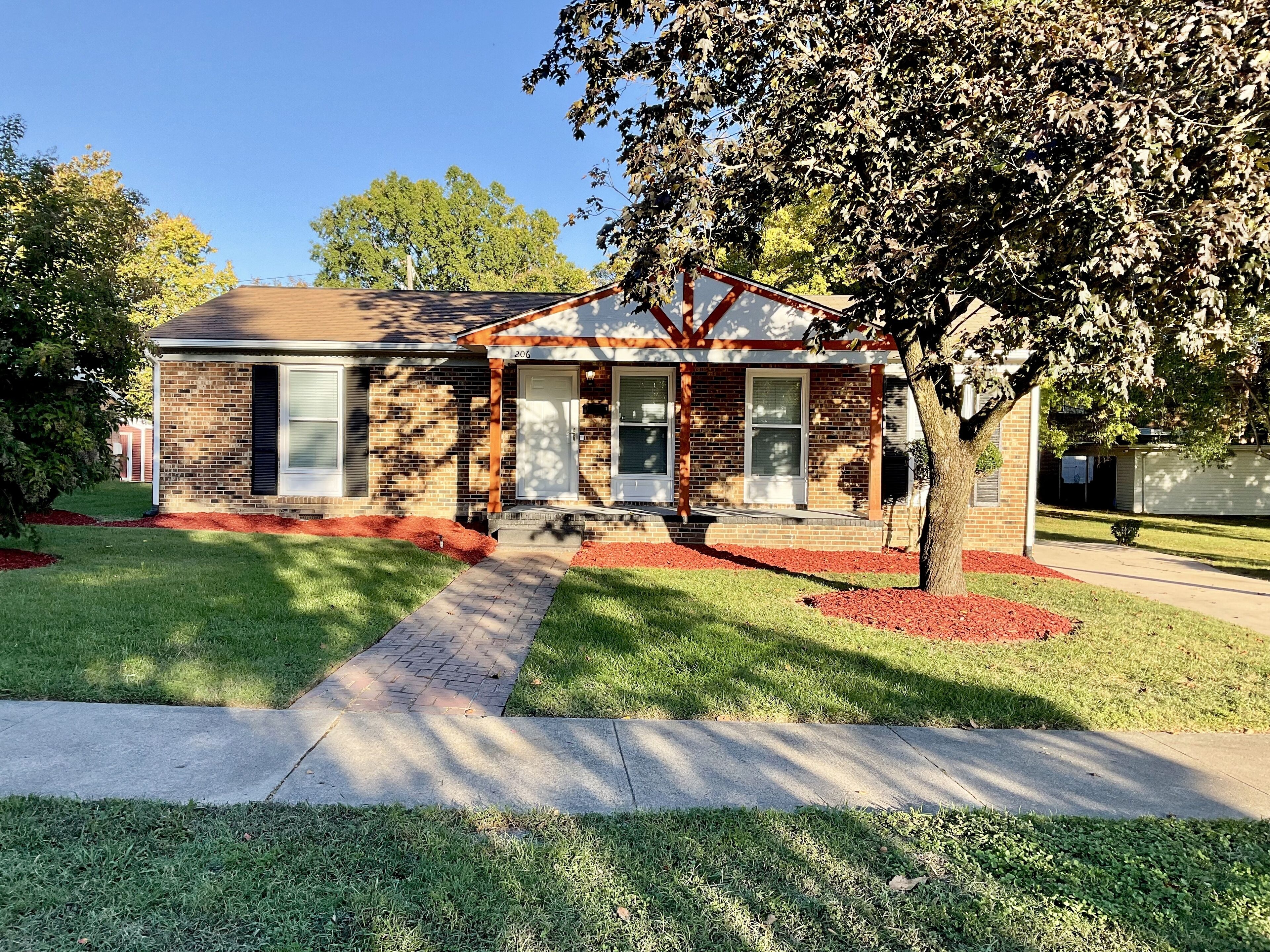 Home Close to Downtown Greensboro and Universities