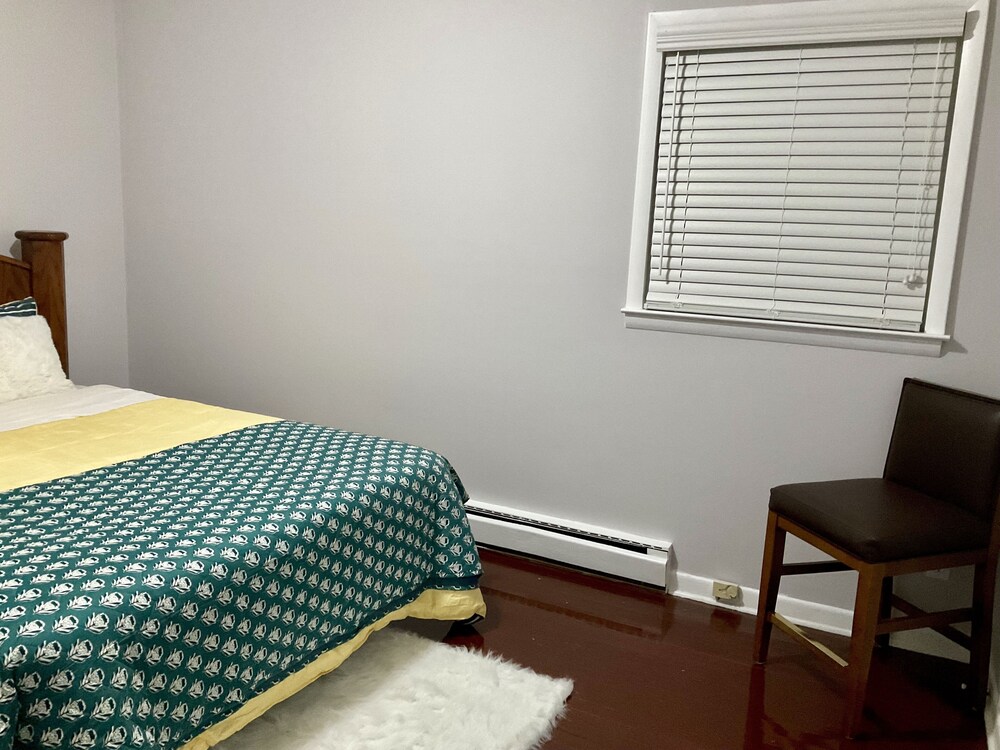 Home Close to Downtown Greensboro and Universities Greensboro Vrbo