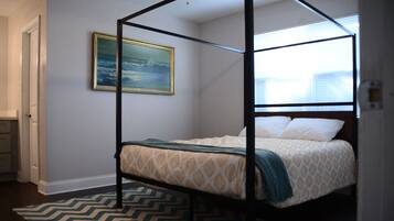 3 slaapkamers, een bureau, een strijkplank/strijkijzer, gratis wifi