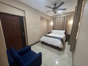 3 camere, Wi-Fi, lenzuola