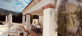 Grande Villa Dans les Vergers de Pêchers