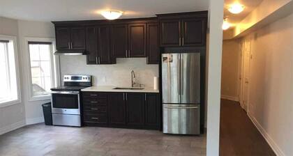 Fully Furnished Bright and Luxurious Bedroom in North York-4