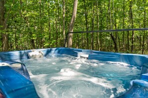 Bain à remous extérieur