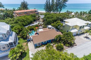 Exterior - Lazy Daze: 3 Houses to Beach! Private Pool by Anna Maria Life Vacation Rentals (Holmes Beach)
