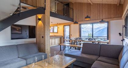 Wunderbares alleinstehendes Ferienhaus mit W-LAN, privatem Pool, TV und Terrasse