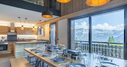 Wunderbares alleinstehendes Ferienhaus mit privatem Pool, W-LAN, TV, Terrasse und Parkplatz