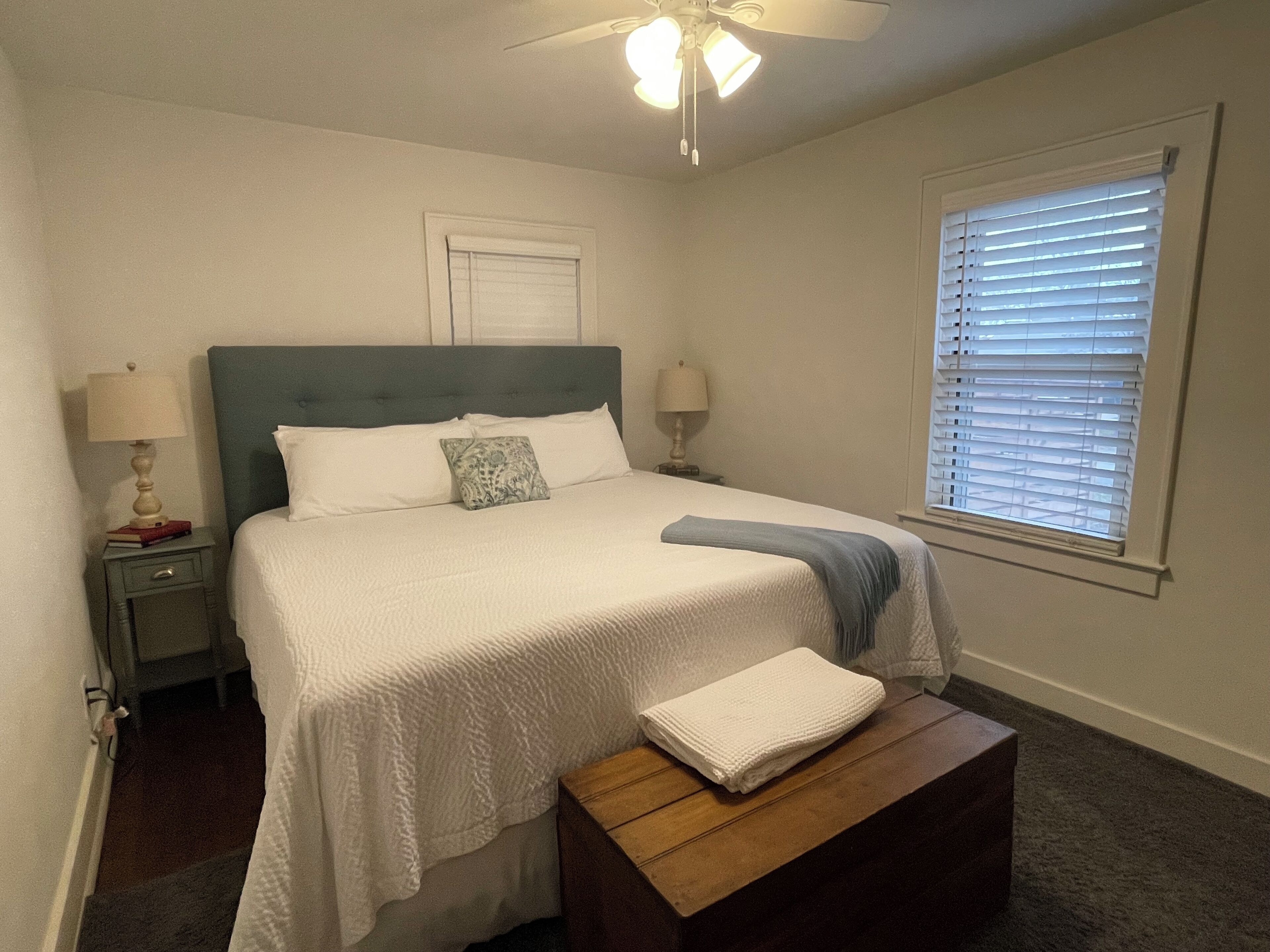 2 bedrooms, iron/ironing board, WiFi, bed sheets