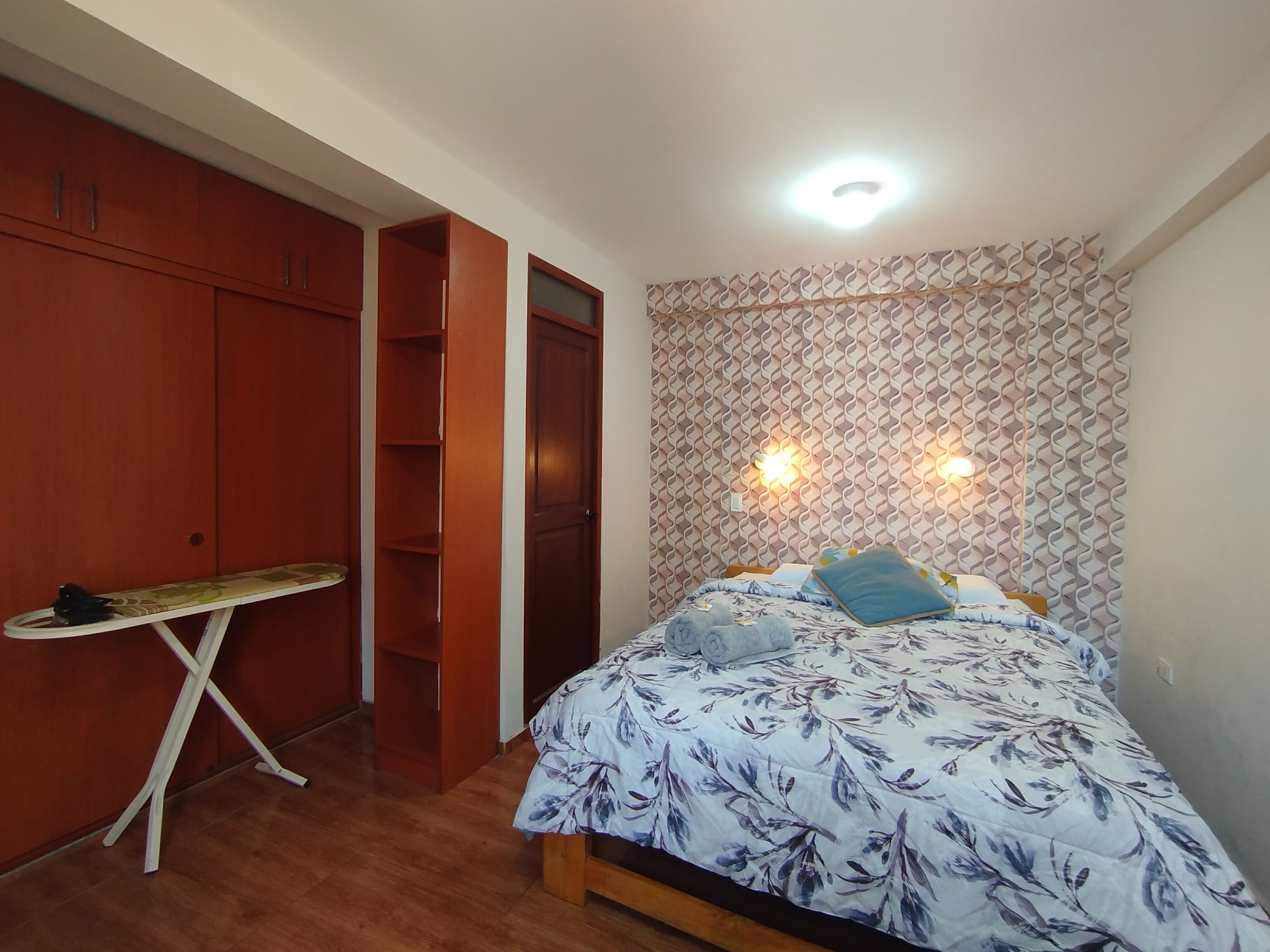 Deluxe Apartment, 3 Bedrooms, Kitchen | Premium bedding, down duvets, pillow-top beds, desk