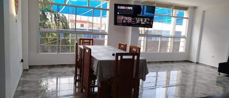 Luxury Apartment | Dining room