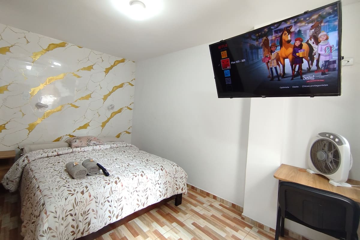 Luxury Apartment | Premium bedding, down comforters, pillowtop beds, desk