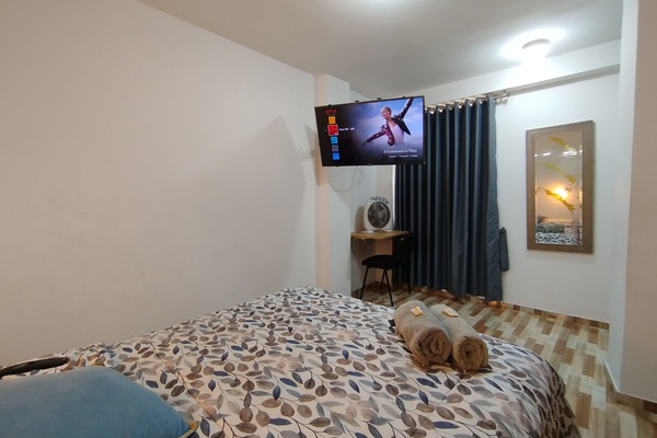Premium bedding, down duvets, pillow-top beds, desk