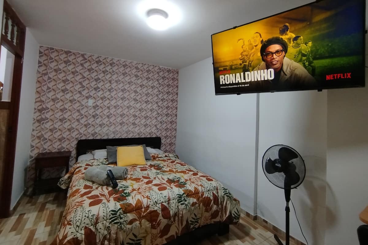 Classic Apartment, 2 Bedrooms, Ground Floor | Premium bedding, down comforters, pillowtop beds, desk