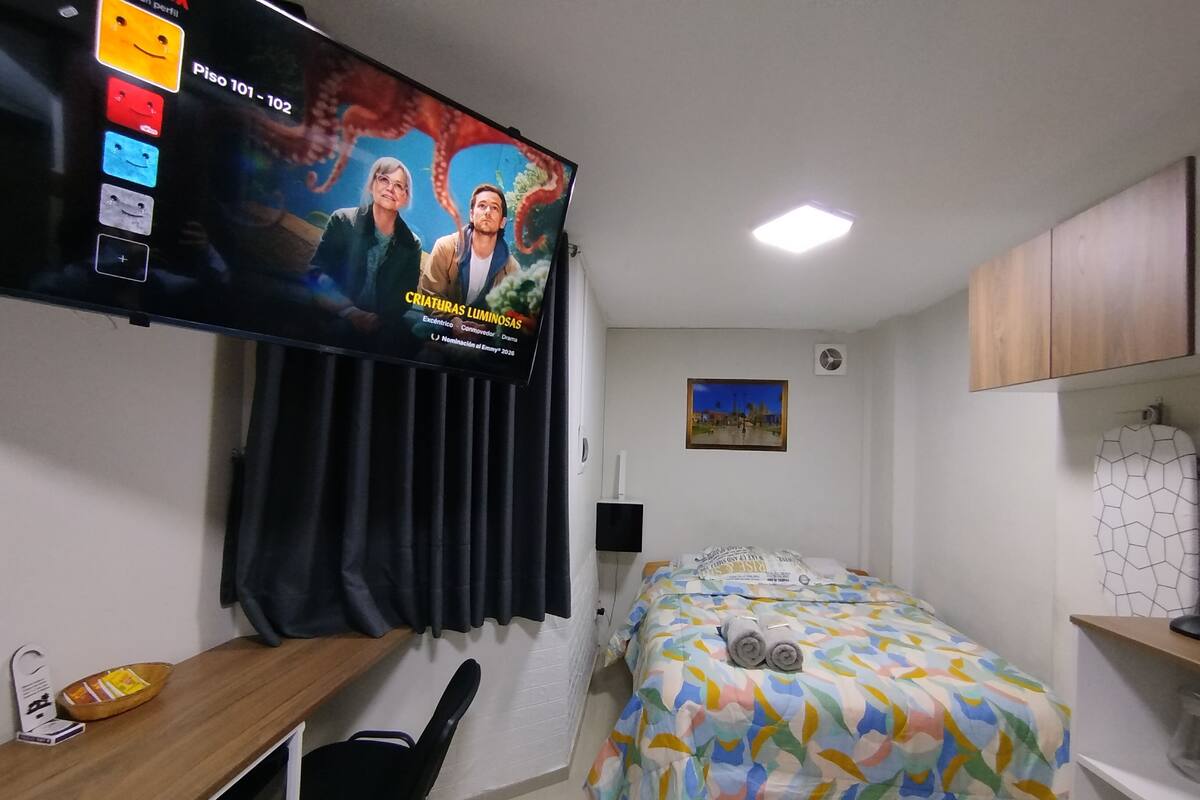 Executive Studio, 1 Double Bed, Ground Floor | Premium bedding, down comforters, pillowtop beds, desk