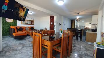 Luxury Apartment | Dining room