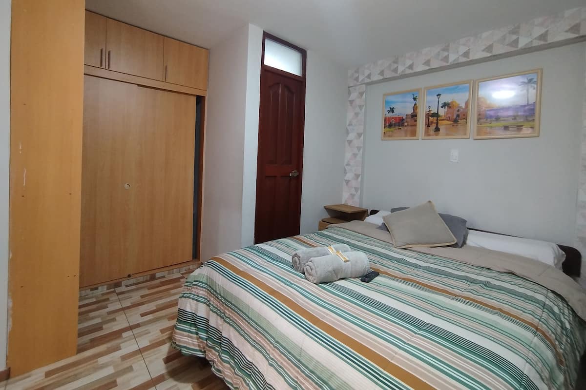 Executive Apartment, 3 Bedrooms, Kitchen | Premium bedding, down comforters, pillowtop beds, desk
